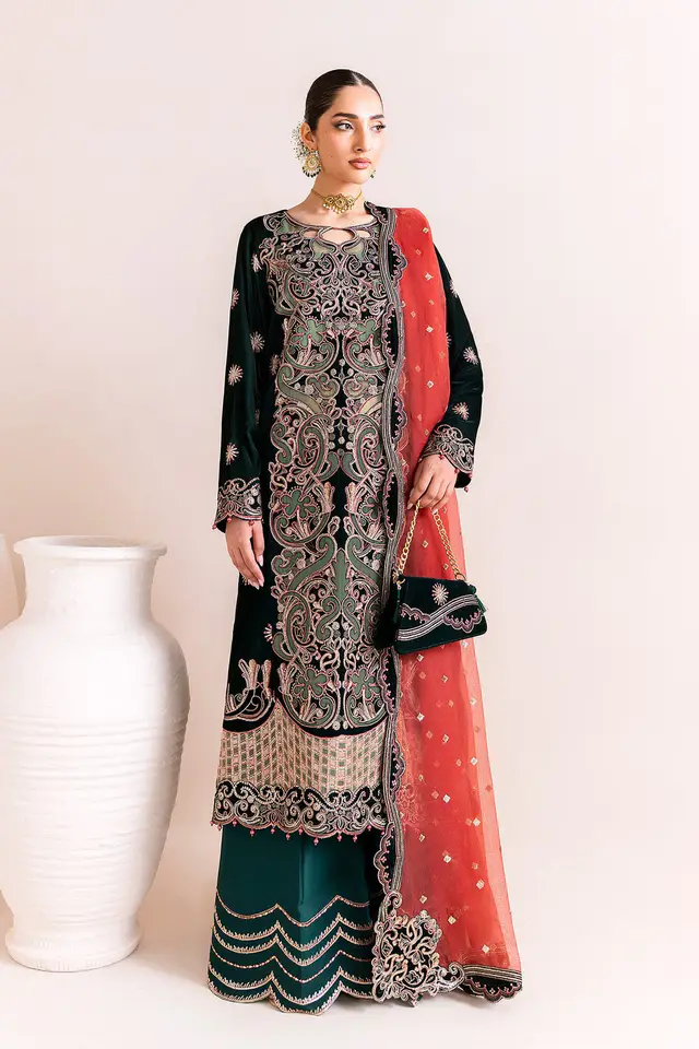 Kiswa full-length primary view