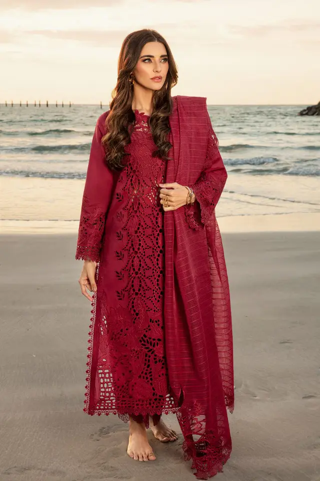 Alaya luxury lawn full-length primary view