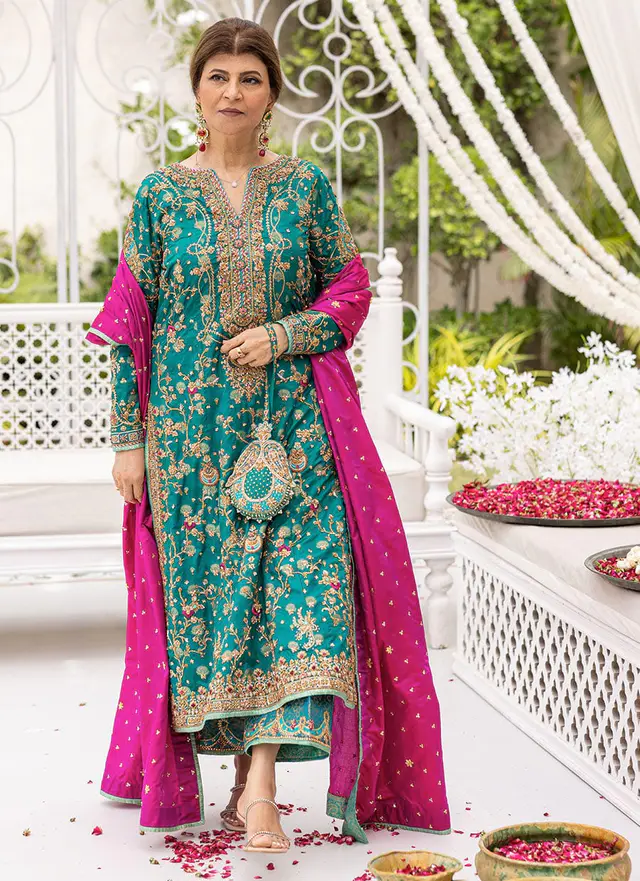 Avisa emerald self-jamawar formal shirt with magenta silk dupatta, full-length front view