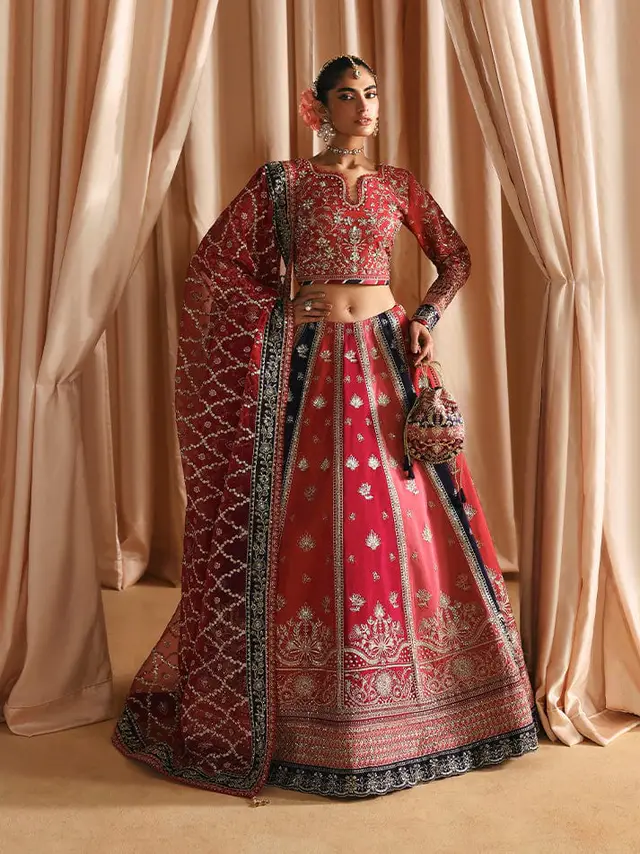 Aysana full-length primary view