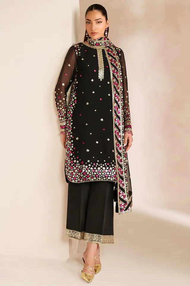 Black Cascade full-length primary view