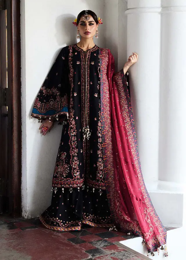 Bliz luxury lawn full-length primary view
