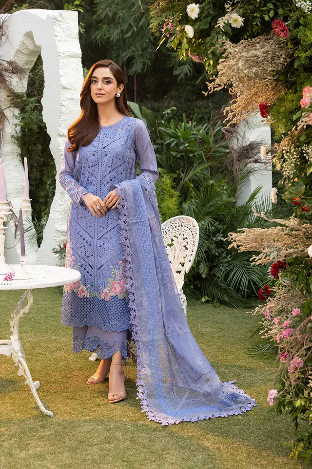 Design 10B Luxury Lawn 2025 luxury lawn full-length primary view