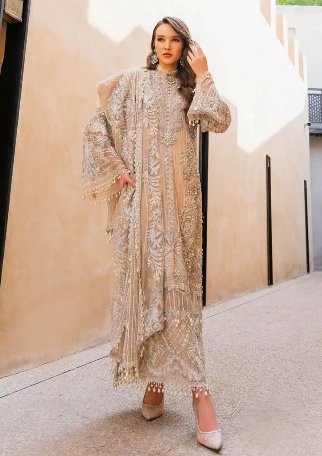Elaf Zayna full-length primary view