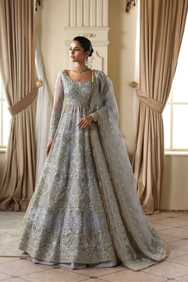 Elara full-length primary view