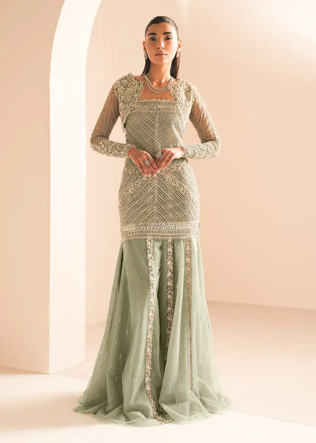 Gleam full-length primary view