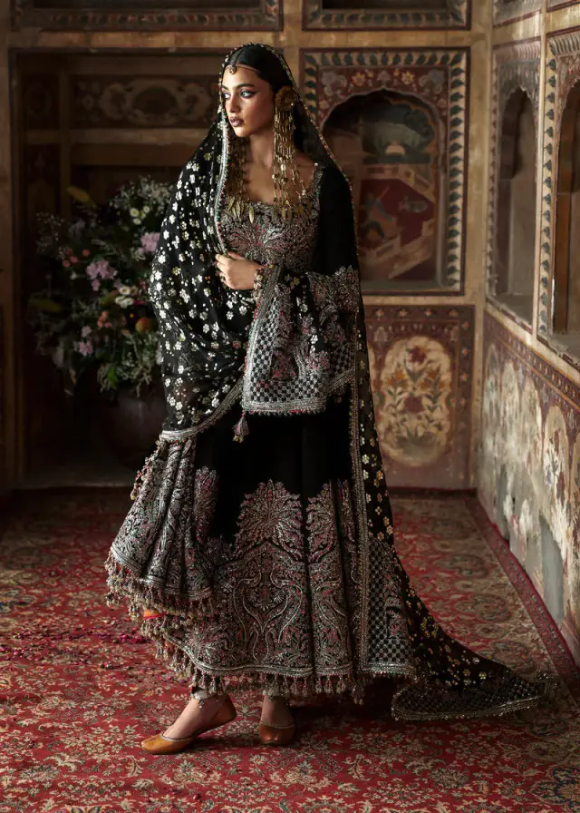 Hussain Rehar – Noor Jehan formal replica, full front view