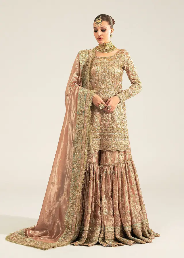 Kanwal Malik - Meeram full-length primary view