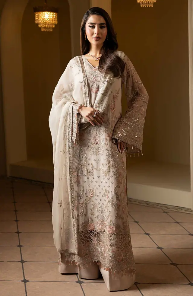 Lavish Premium - Aashnai full-length primary view