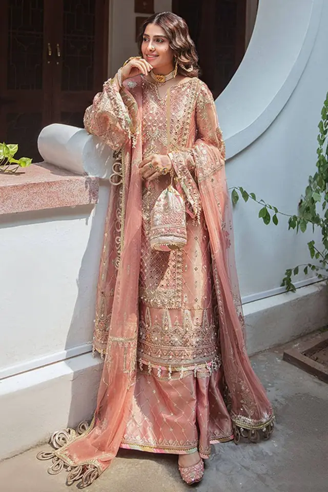 Gulnaar full-length primary view