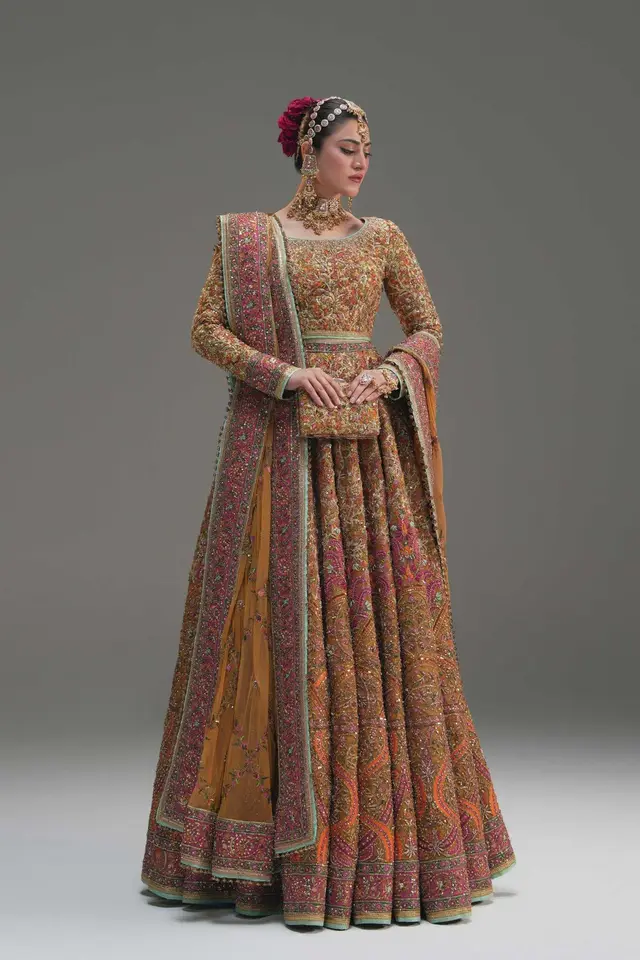 Naugul full-length primary view