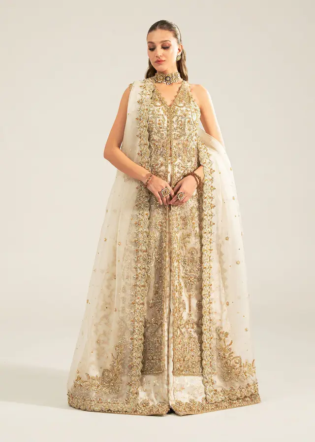 Kanwal malik - Nisha full-length primary view