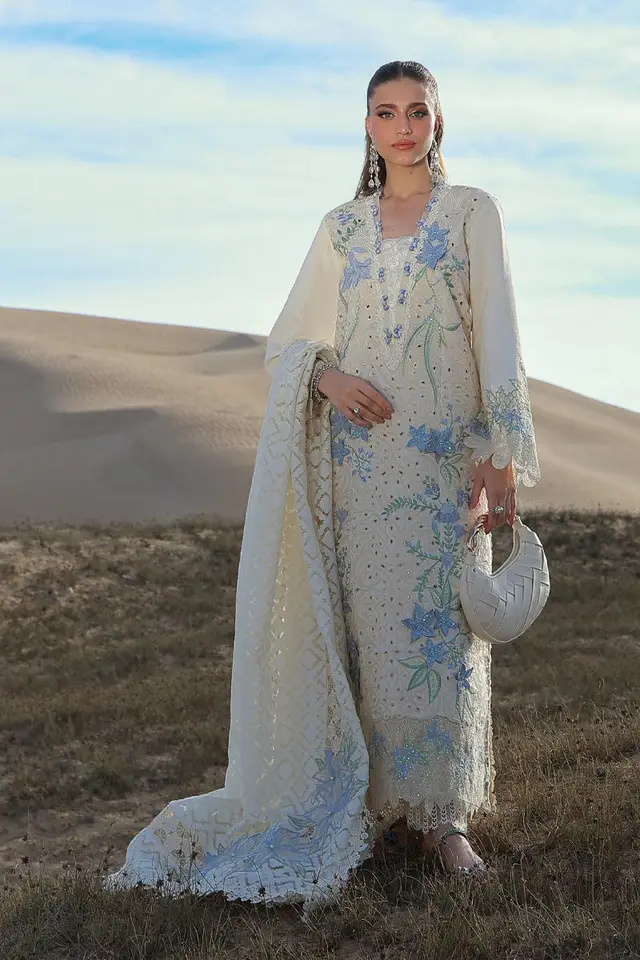 Nooreh luxury lawn full-length primary view