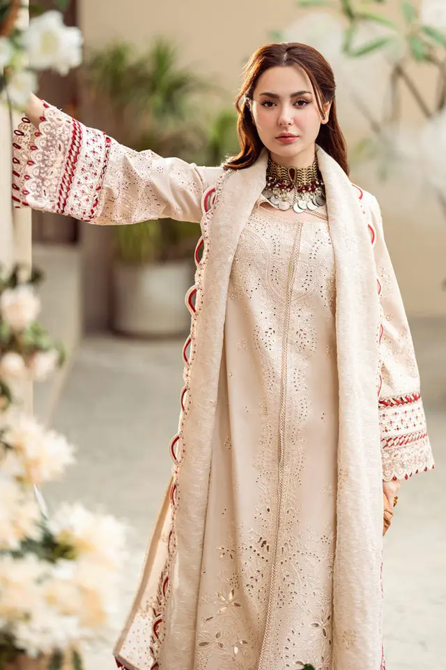 Anaya luxury lawn full-length primary view