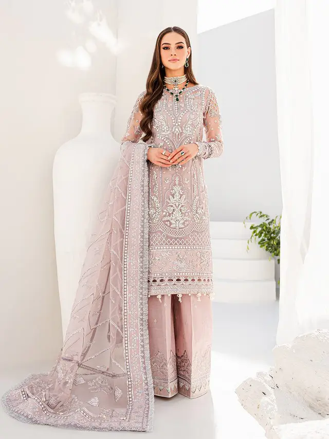 Rayah 04 full-length primary view