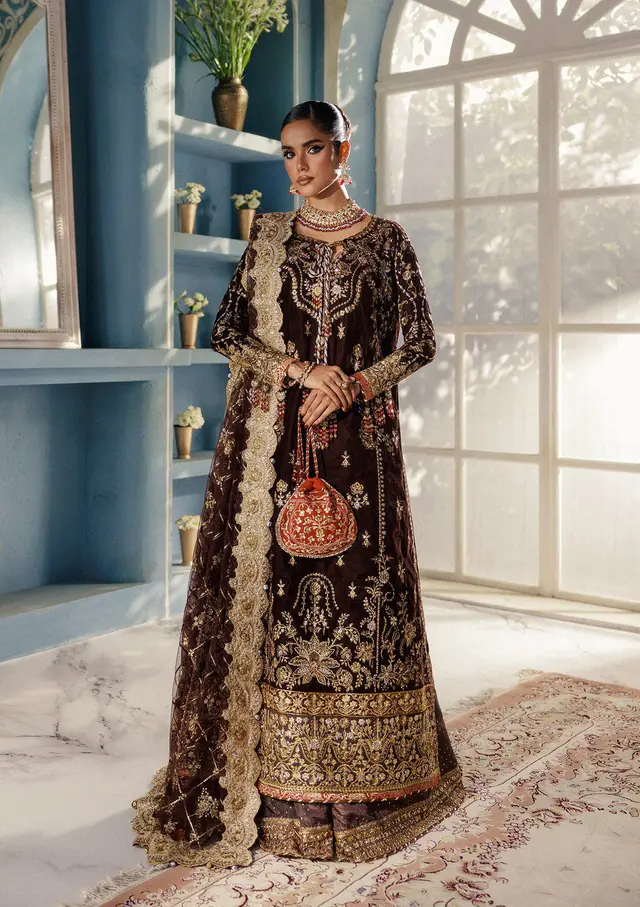 UDAIPUR - LOOK 06 full-length primary view