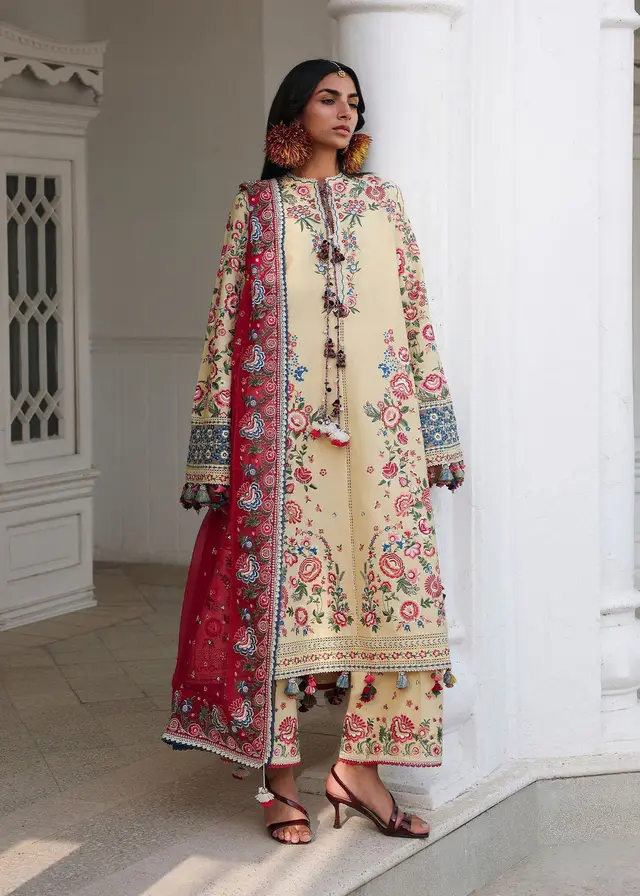 zubdah luxury lawn full-length primary view