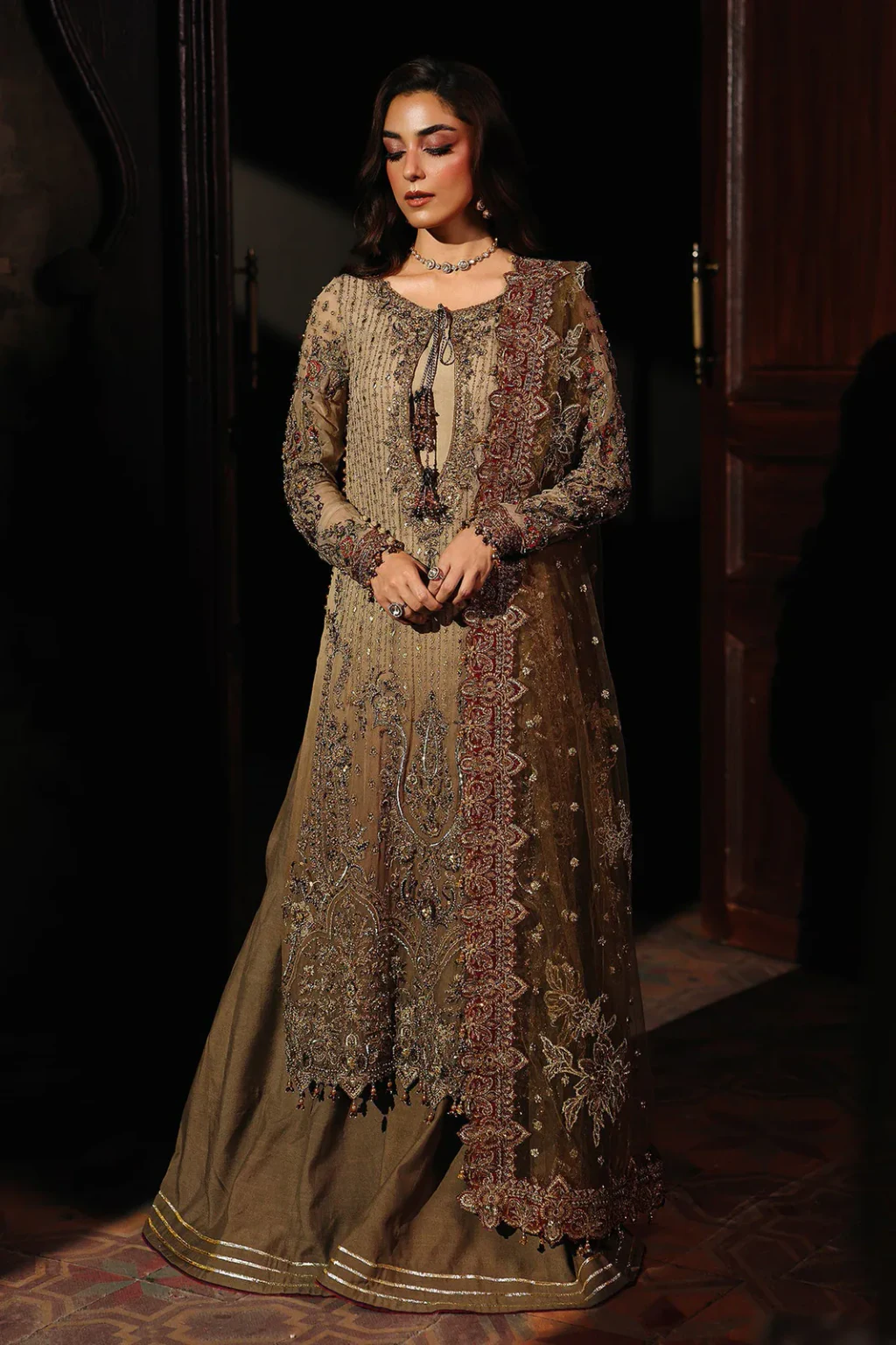 Charizma – Dastan-e-Jashan (DJW5-02) – full outfit view