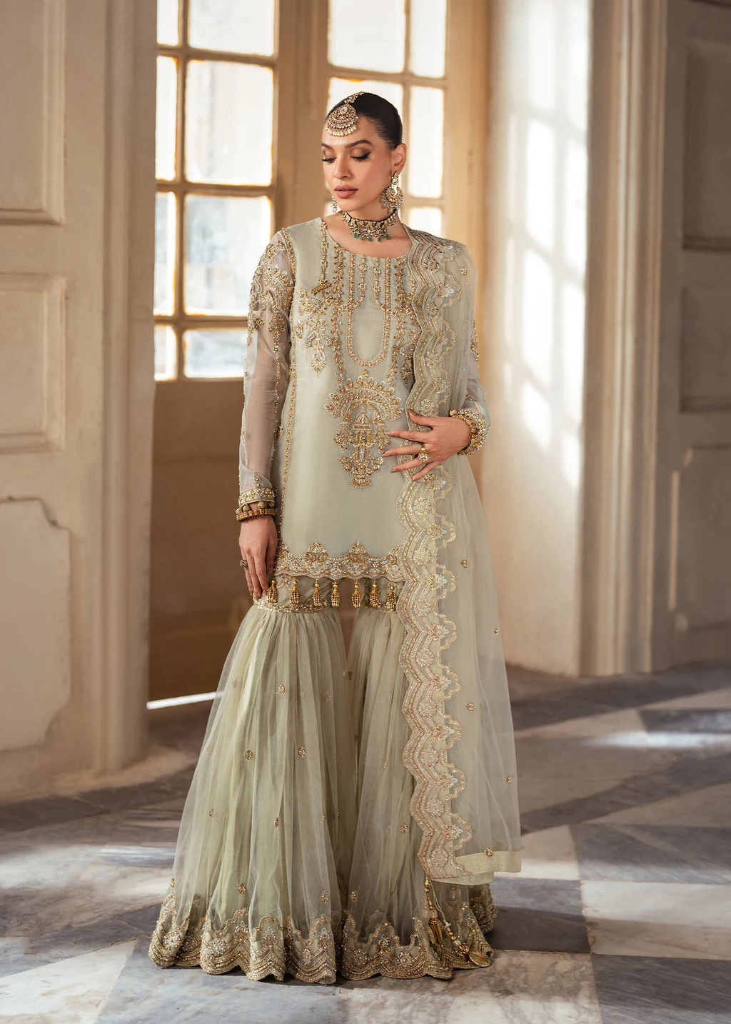 Gul e rana Shehnai bridal dress — photograph 1