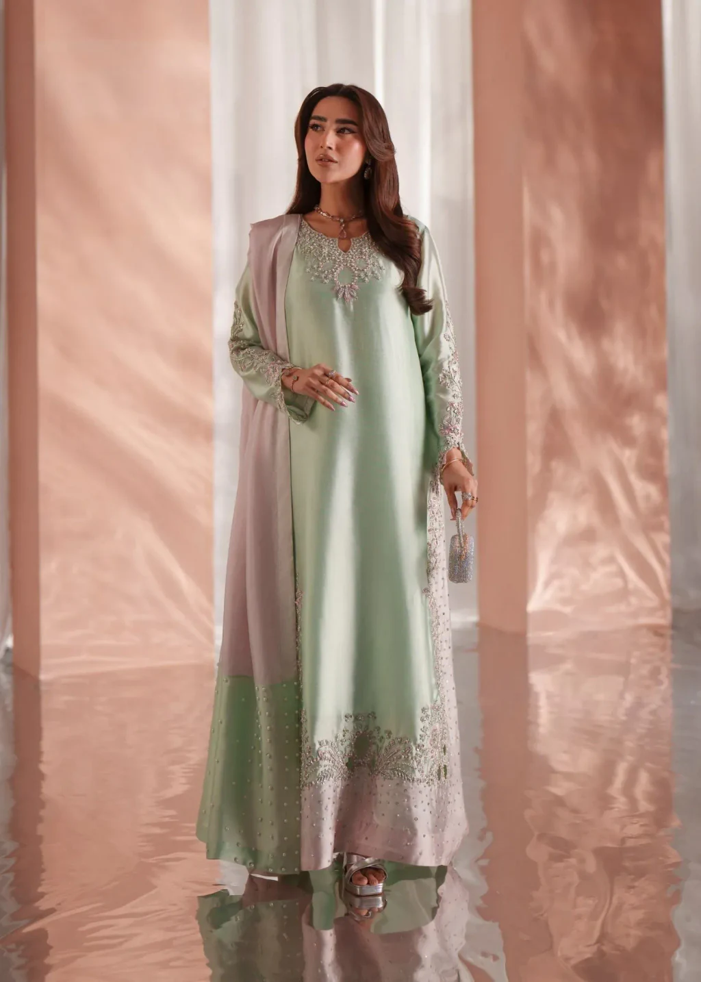 Mehak Yaqoob – Aurea – full outfit view