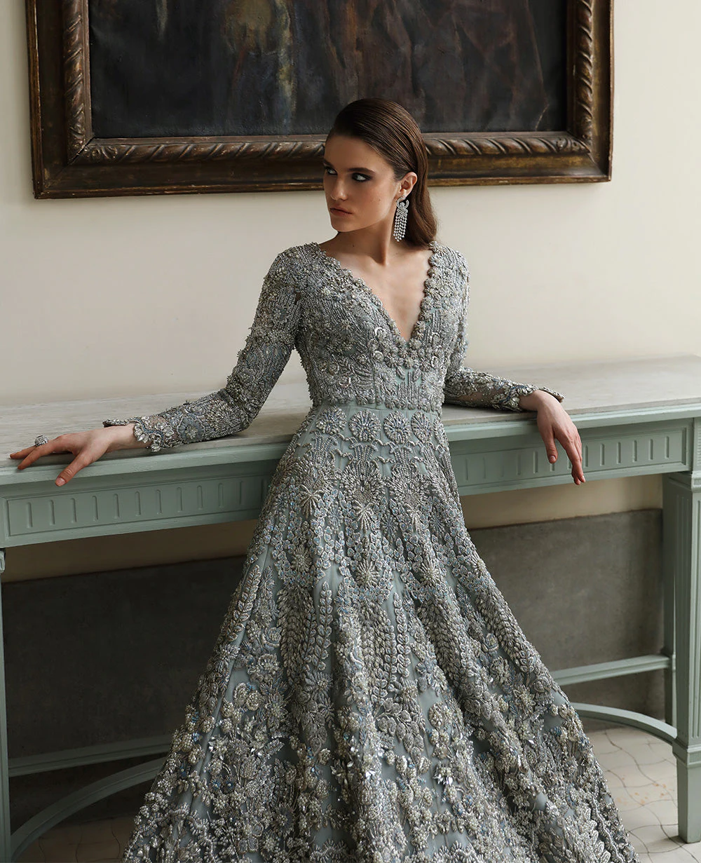 Republic Womenswear – Novella E-66 – full outfit view