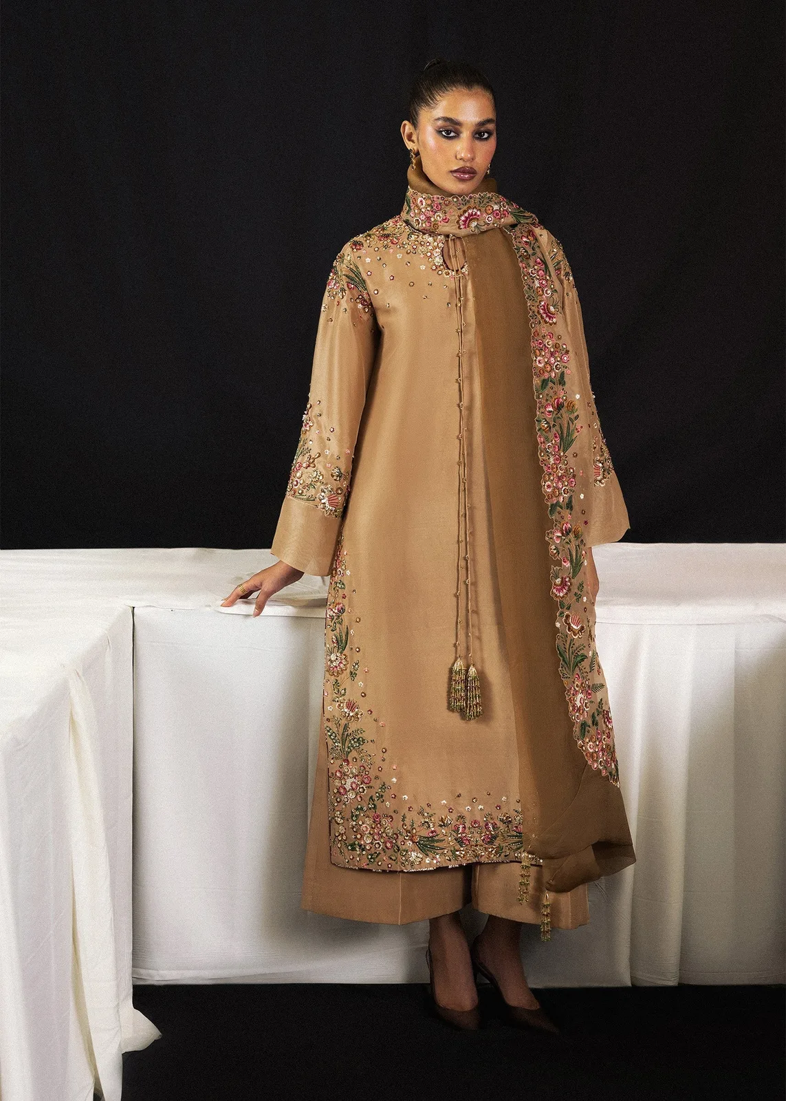 Hussain Rehar – Aurelia formal, full front view