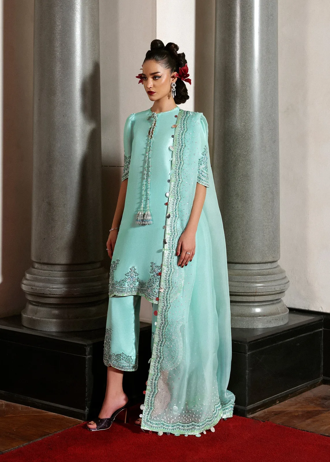 Hussain Rehar – Mynt formal, full front view