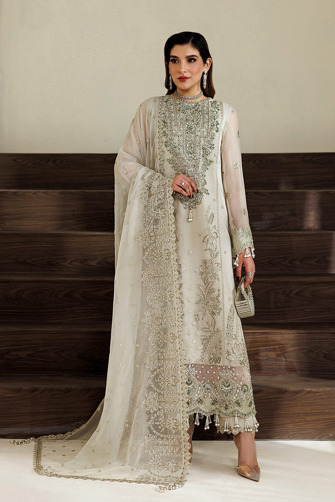AF-BHM-4074-Navya full-length primary view