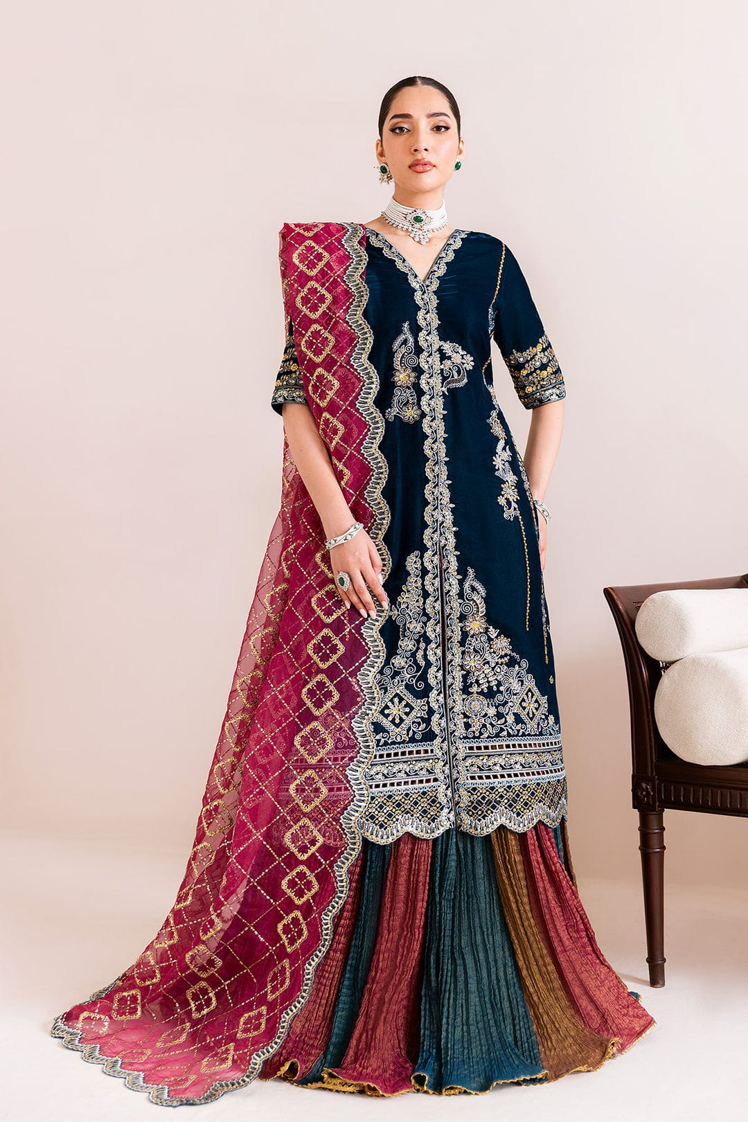 AF-VLT-2222-Mehroob full-length primary view