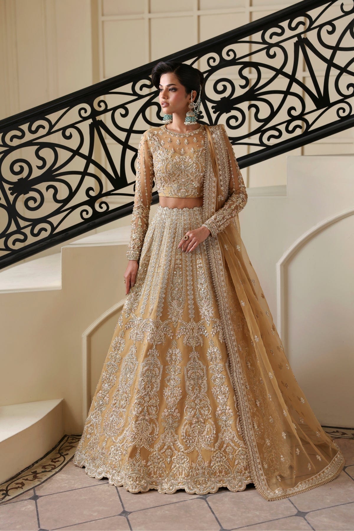 AVELINE full-length primary view