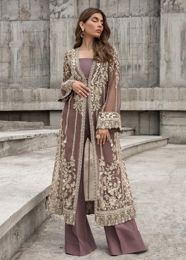 Ayesha Shoaib Malik full-length primary view