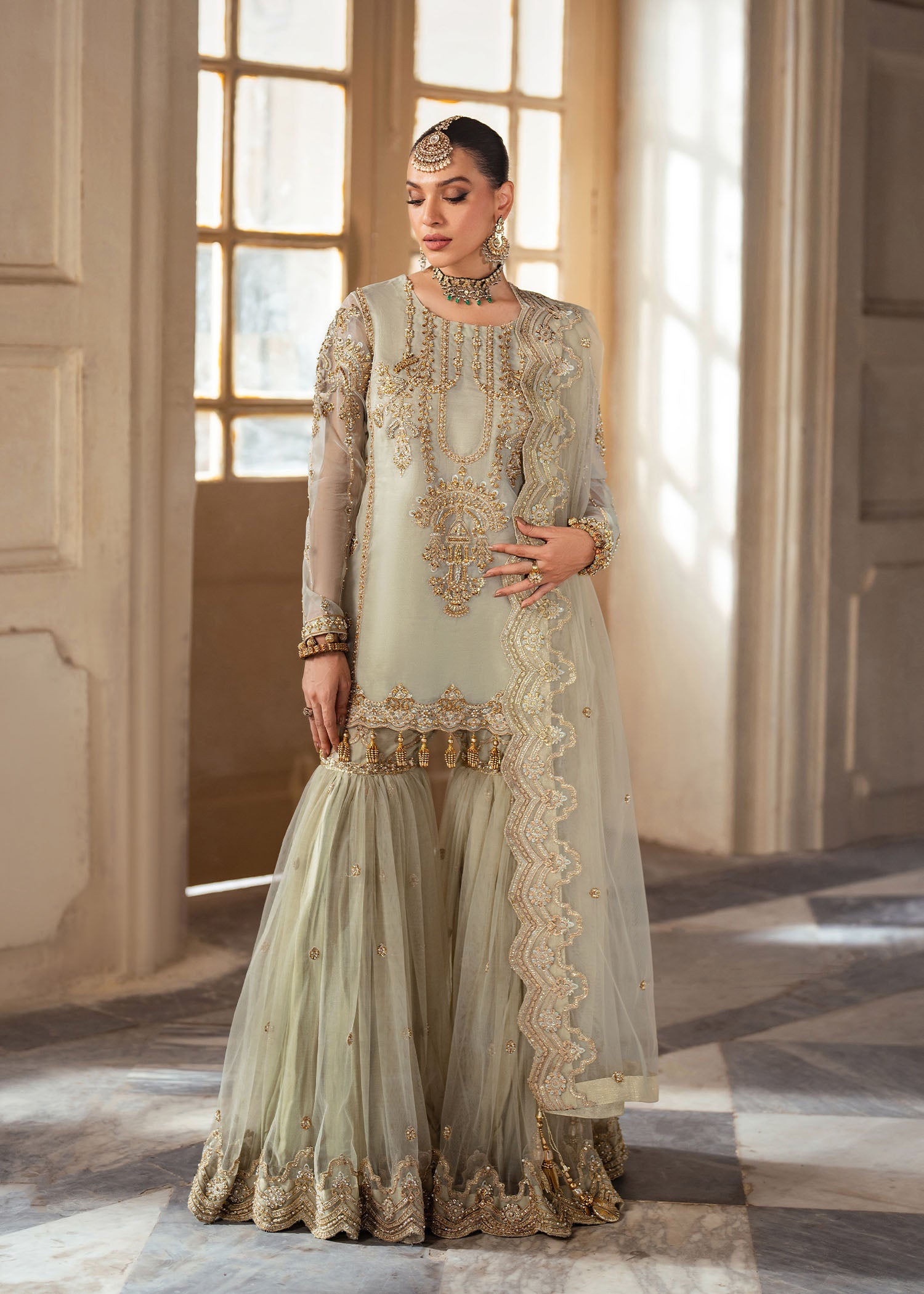 Gul e rana Shehnai bridal dress — photograph 1