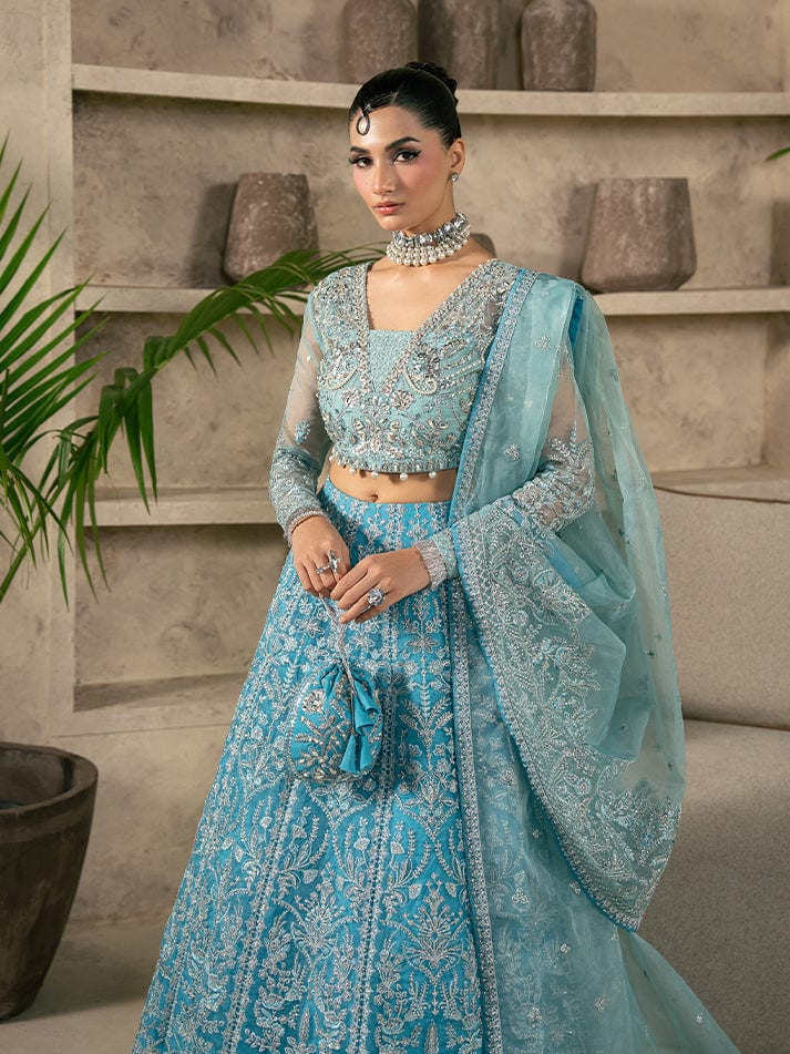 Elaria full-length primary view