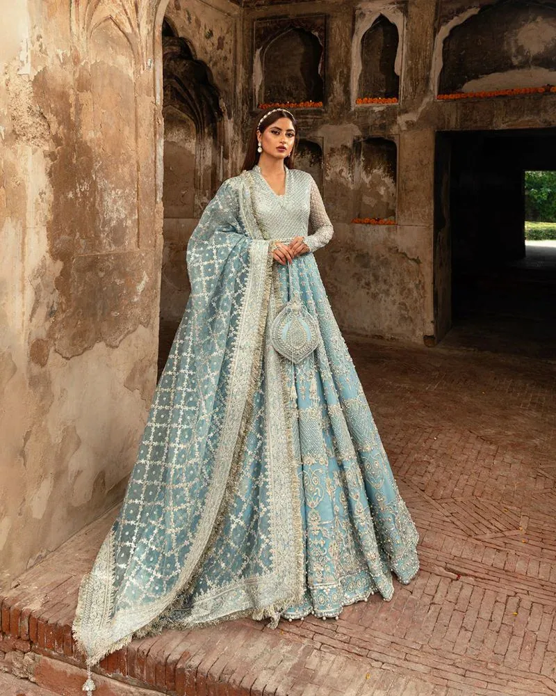 Faiza Saqlain - Hana — full outfit view