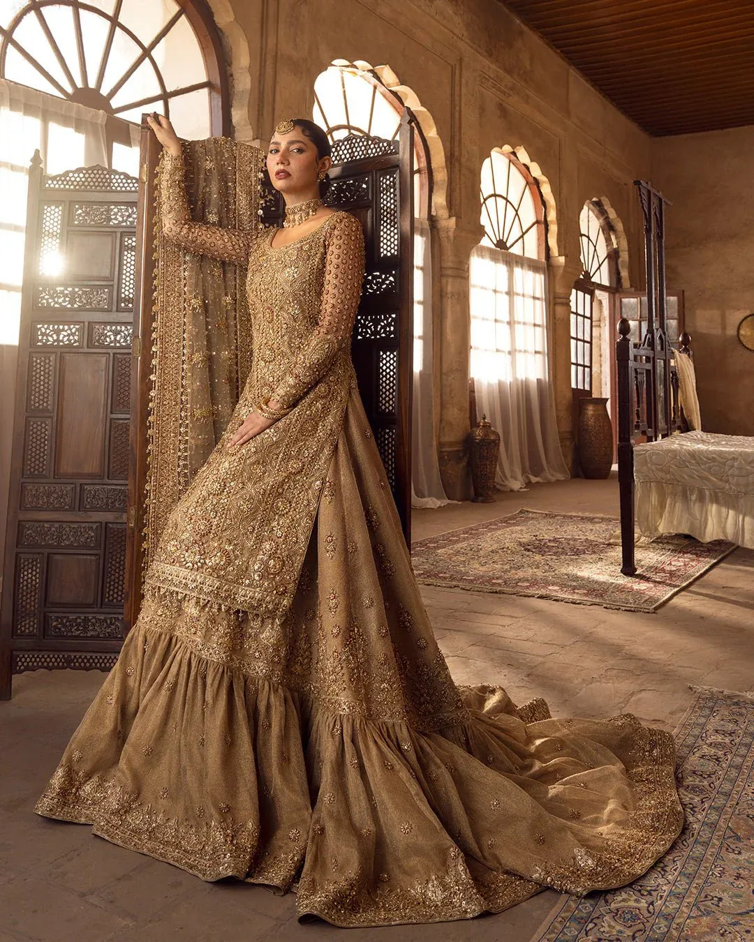 Faiza Saqlain - Naisha — full outfit view