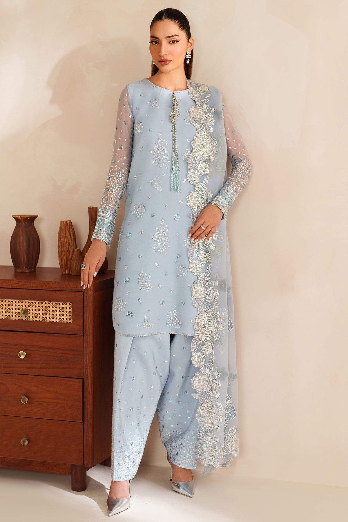 Frosted Mist full-length primary view