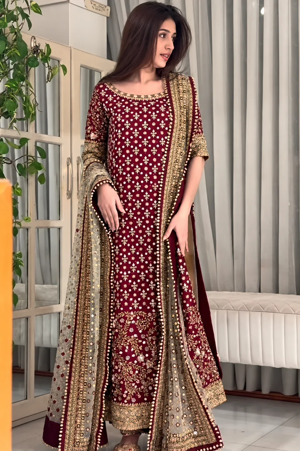 Haris Shakeel - Areesha - full outfit view