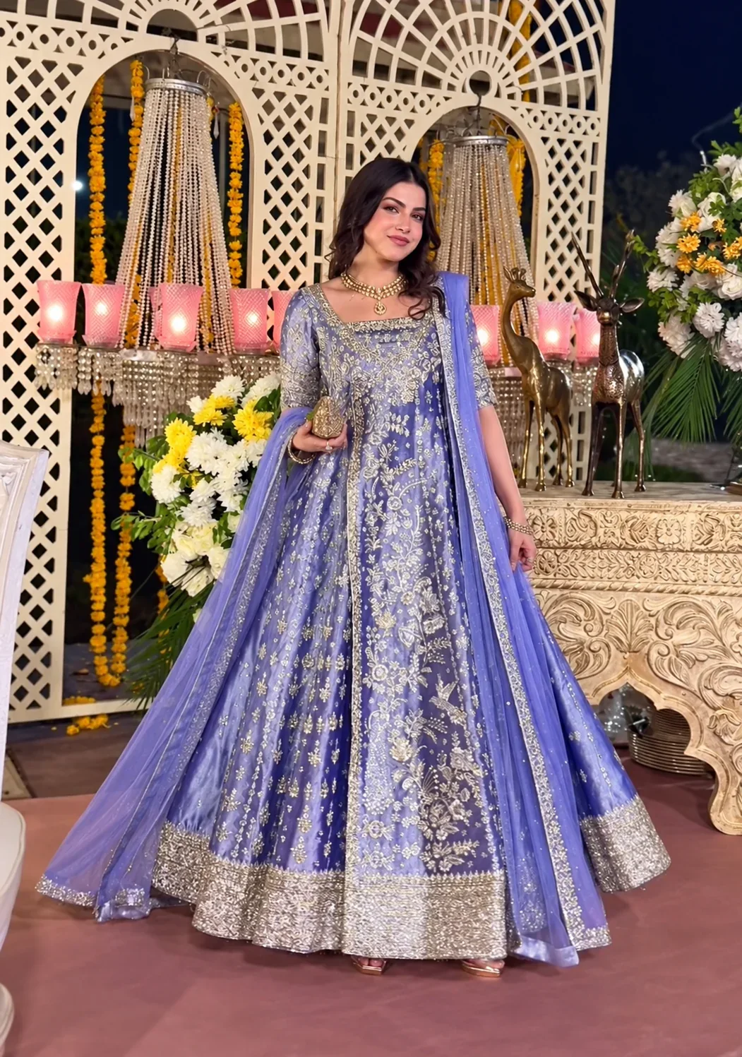 Haris Shakeel - Eyena - full outfit view