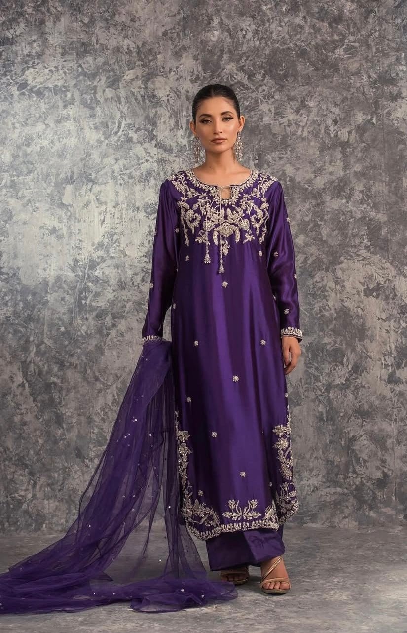 House Of Sehrish Nadeem - Amira full-length primary view