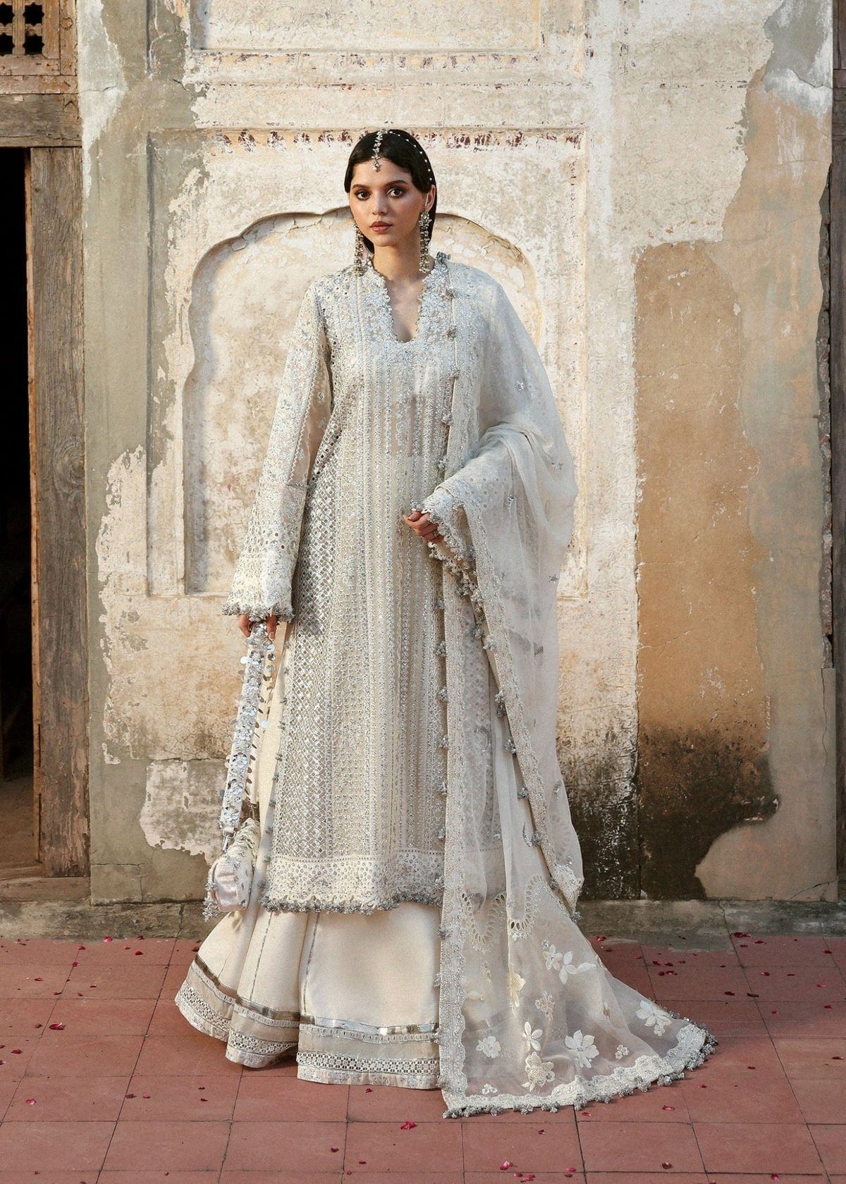 Hussain Rehar - Sitara full-length primary view