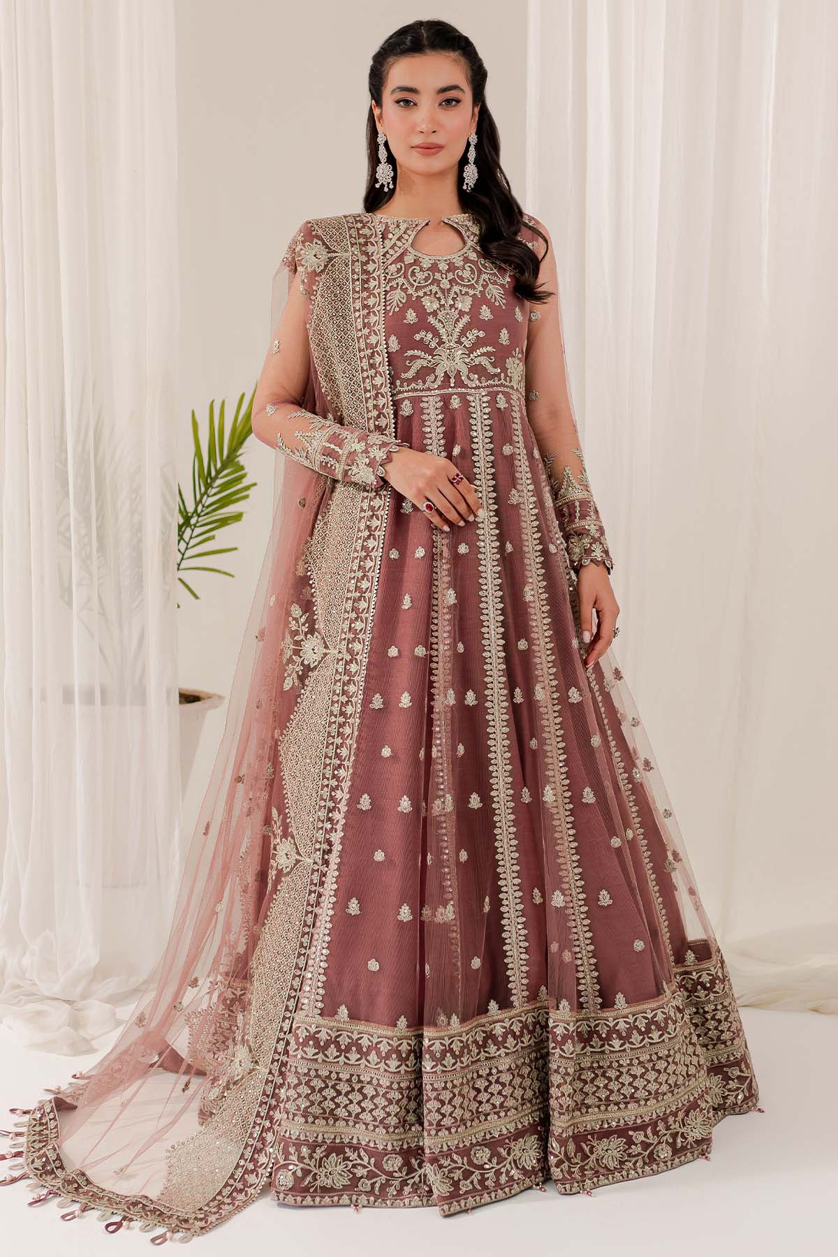 Jasmine full-length primary view