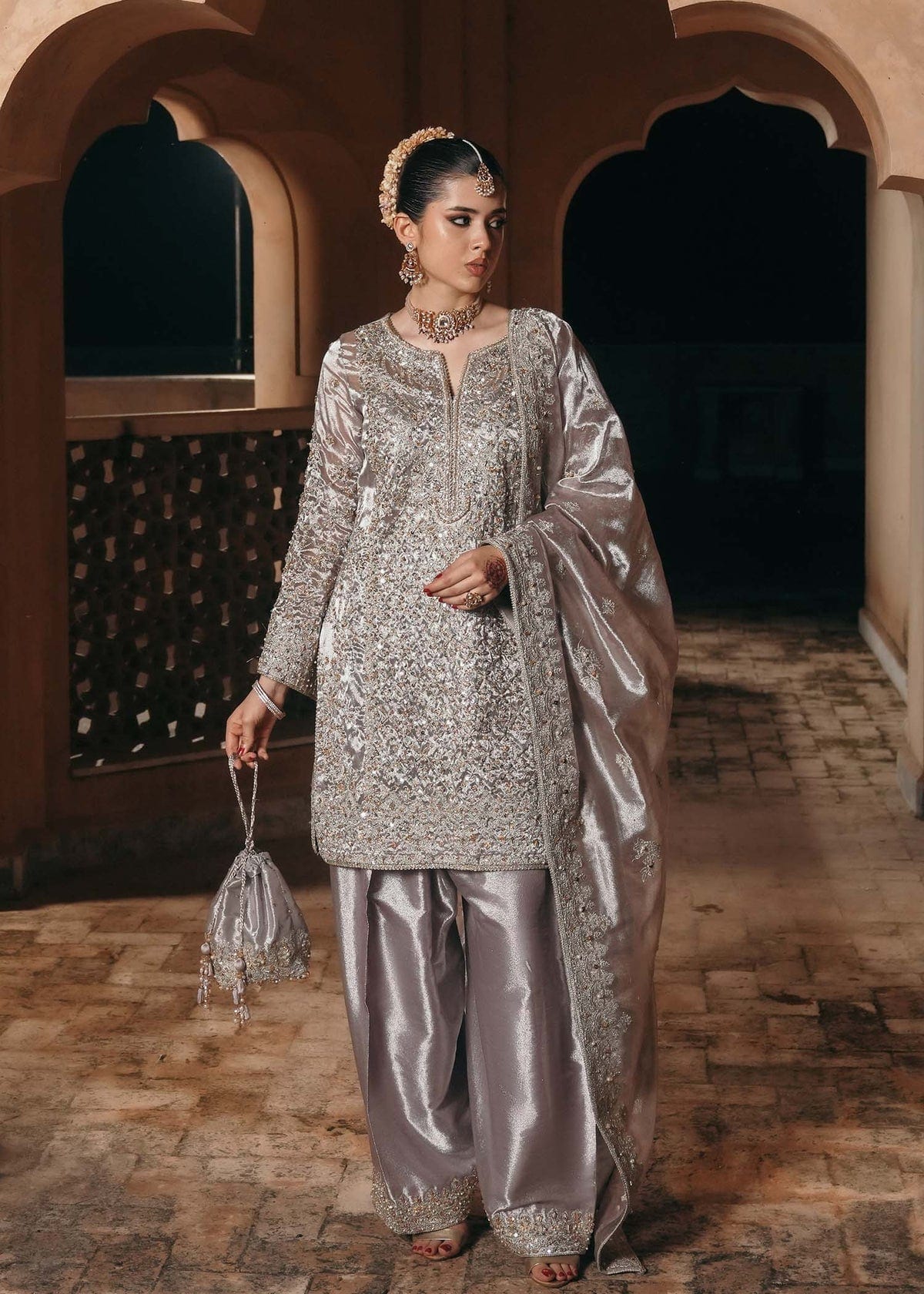 Kanwal Malik - Gulnaar full-length primary view