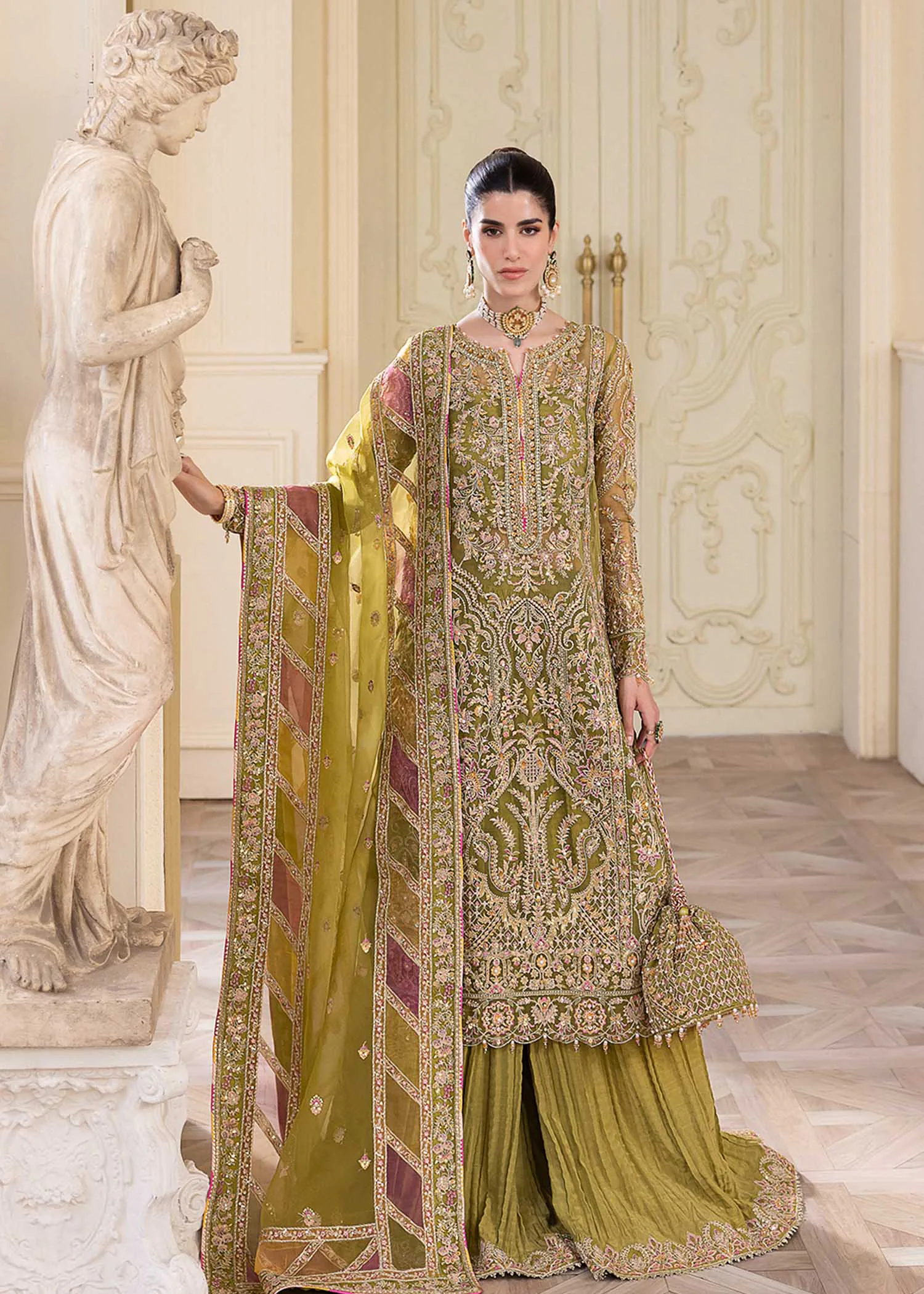Kanwal Malik – Halena – full outfit view