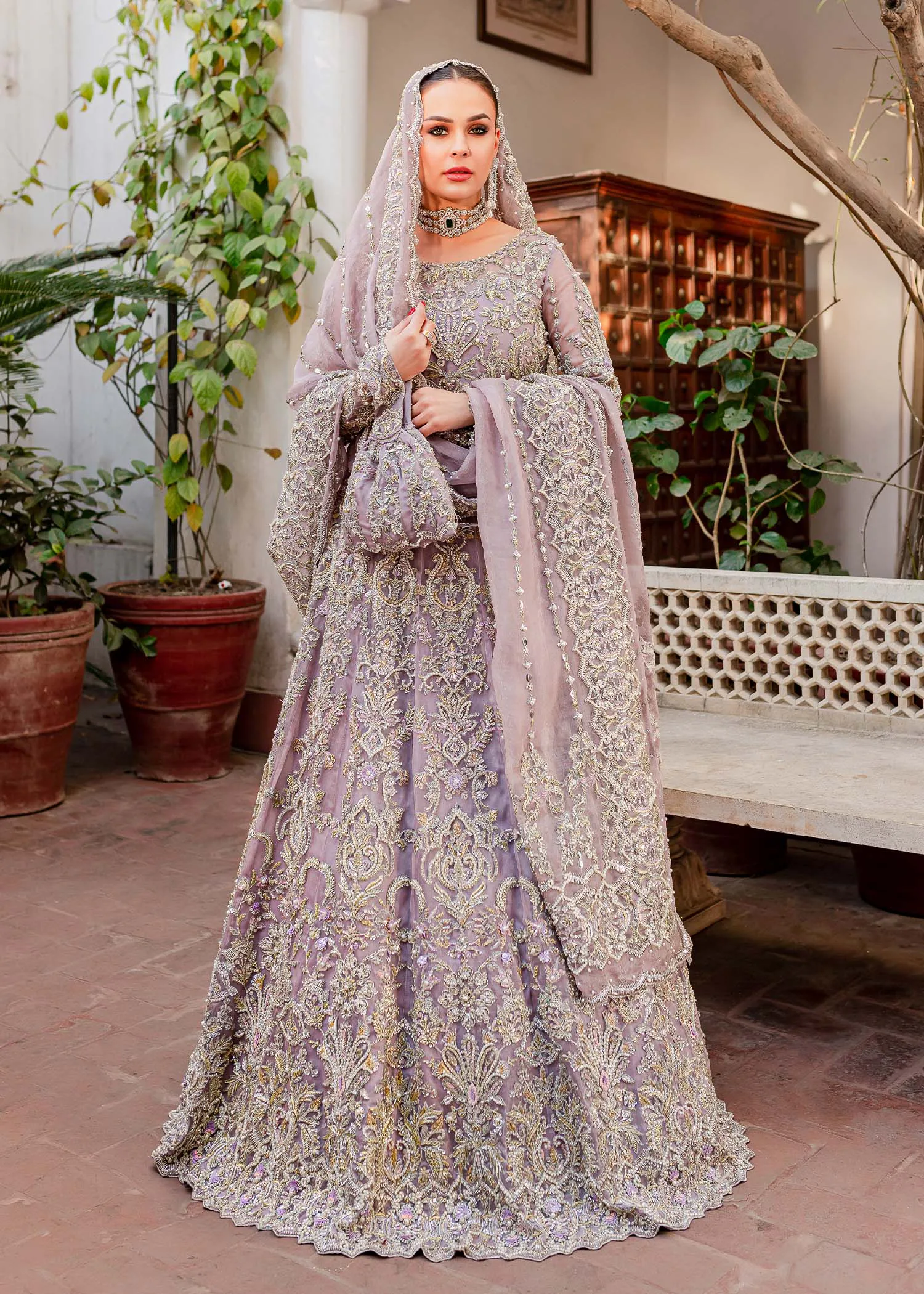 Kanwal Malik – Zarish – full outfit view