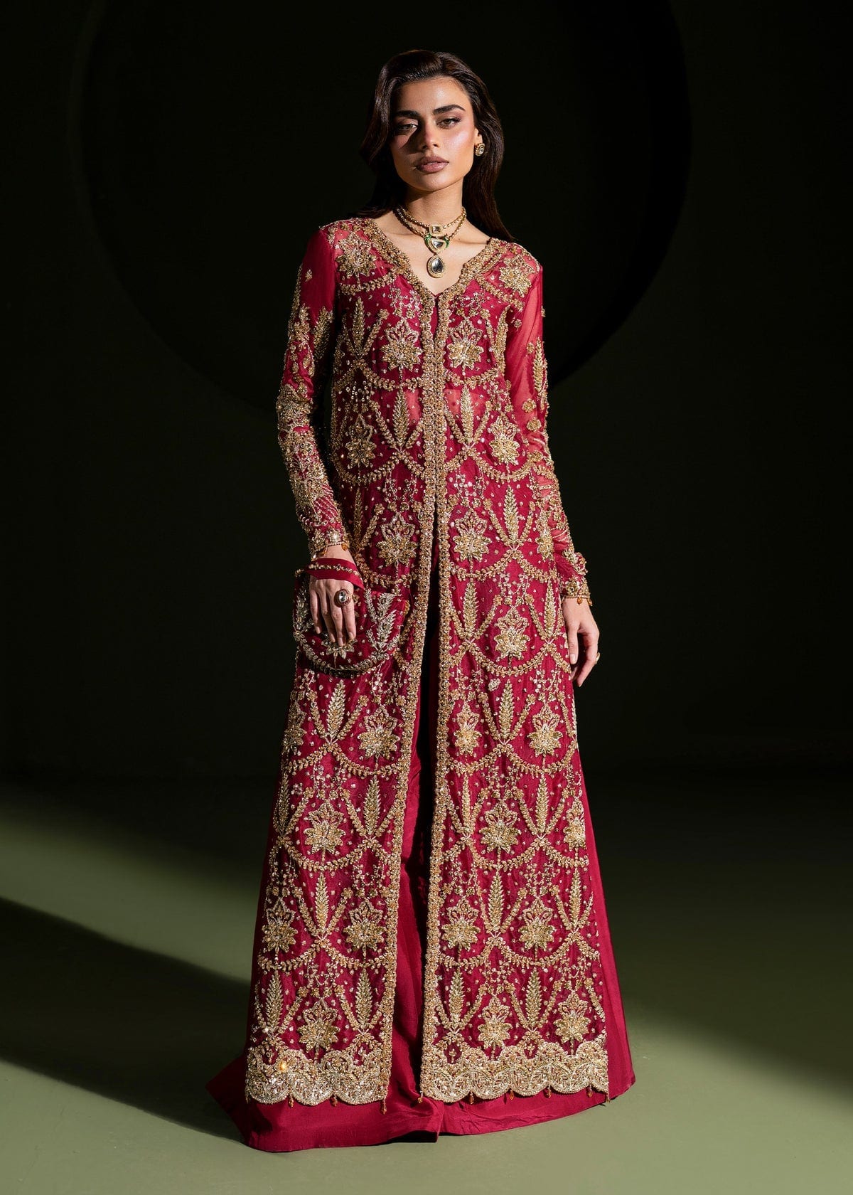 Luxe full-length primary view