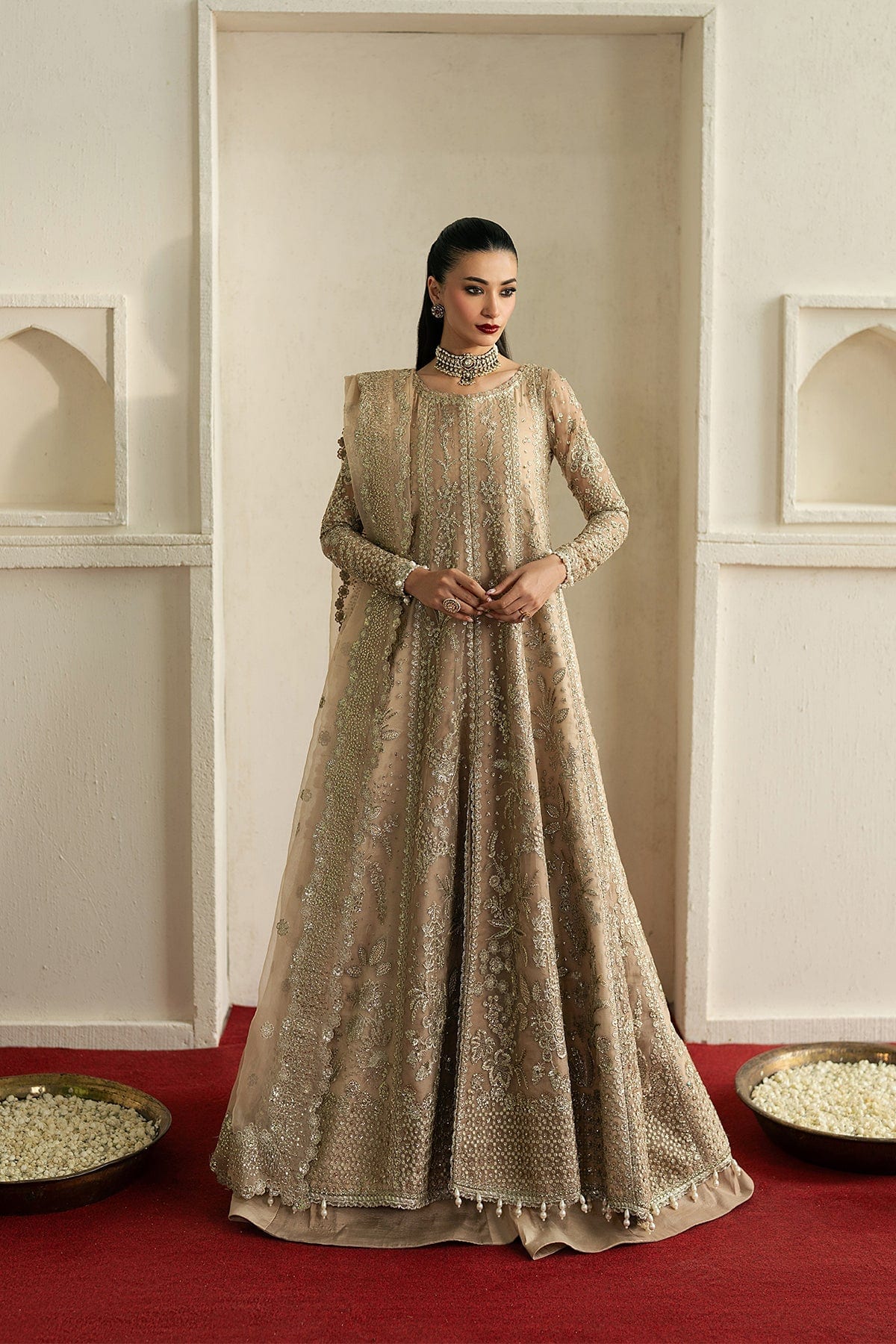 Mehekti full-length primary view