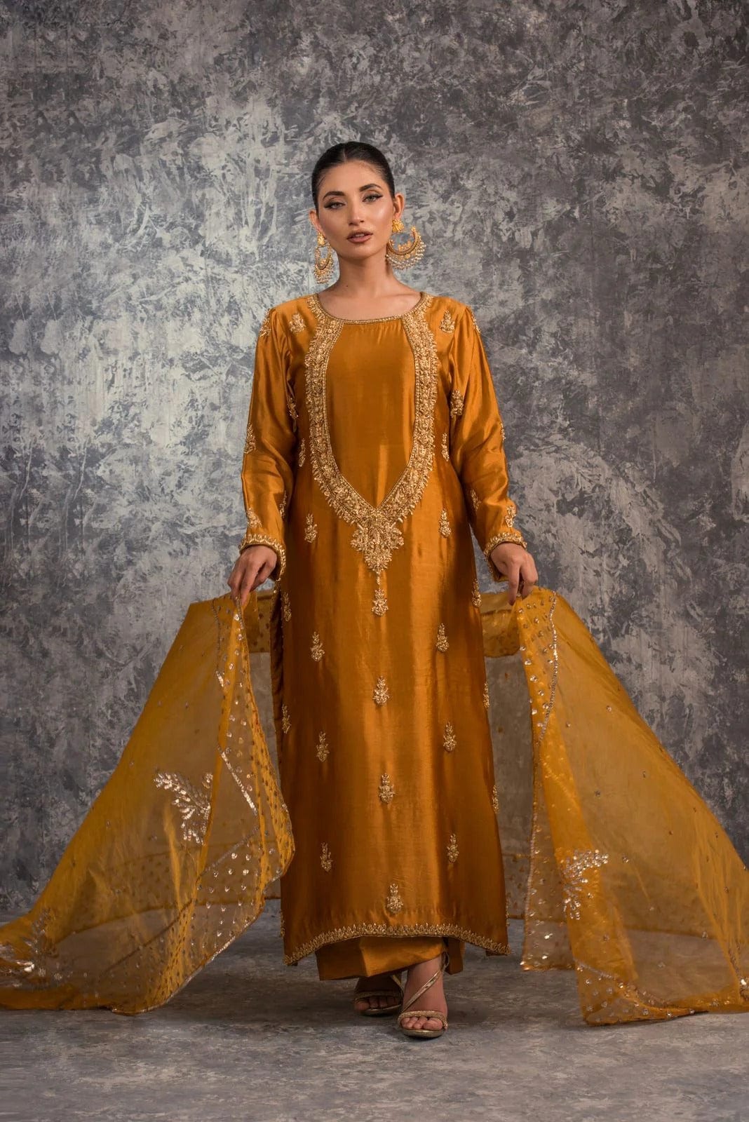 Miral 06 full-length primary view