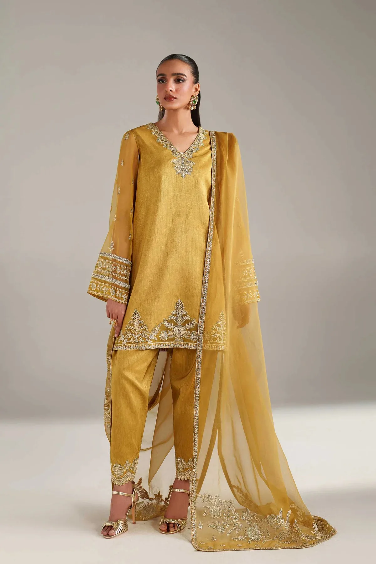 Paree full-length primary view