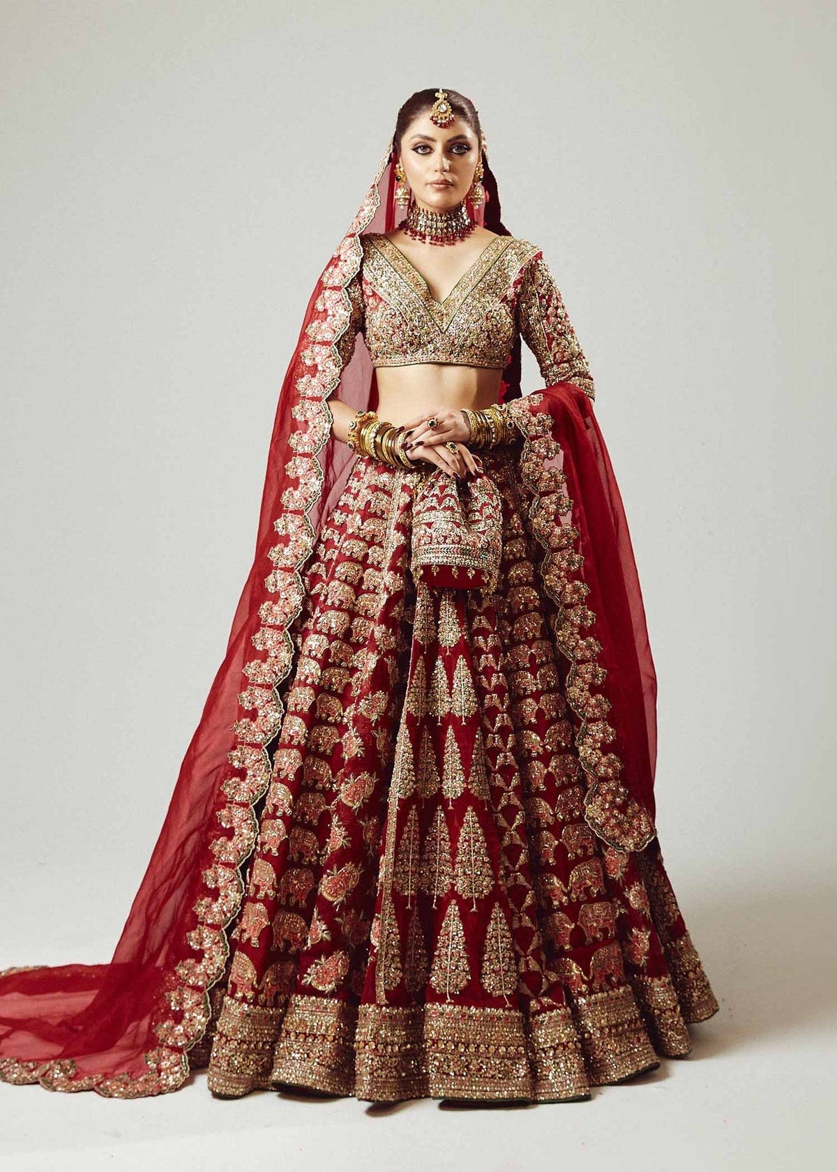 Raaqs full-length primary view