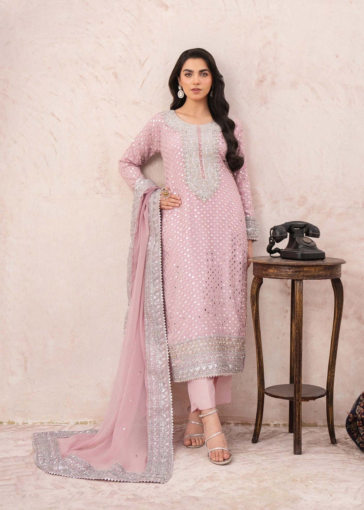 Roohi - Haseens Official full-length primary view